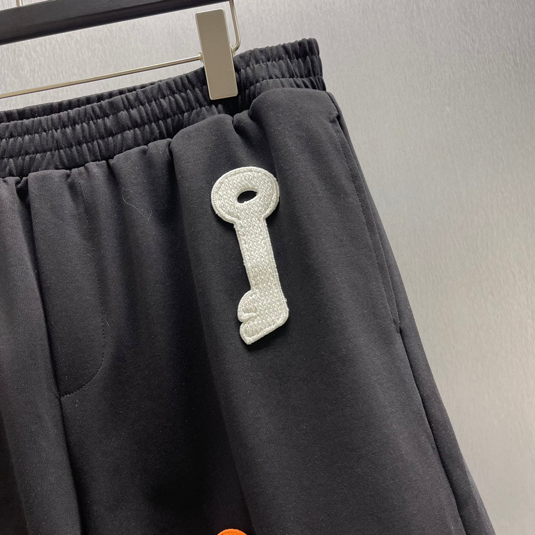 LW Shorts Bordado Llaves Luminosas Negro