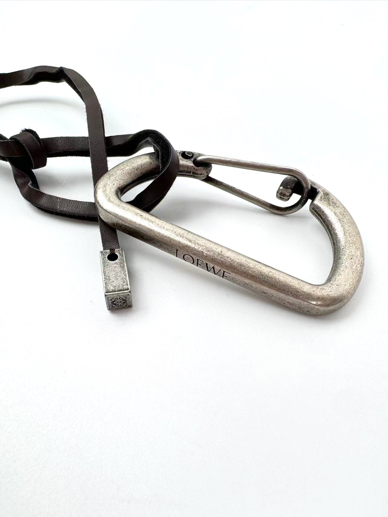 Pantalón Wide-Leg con Hebilla Signature (Negro)