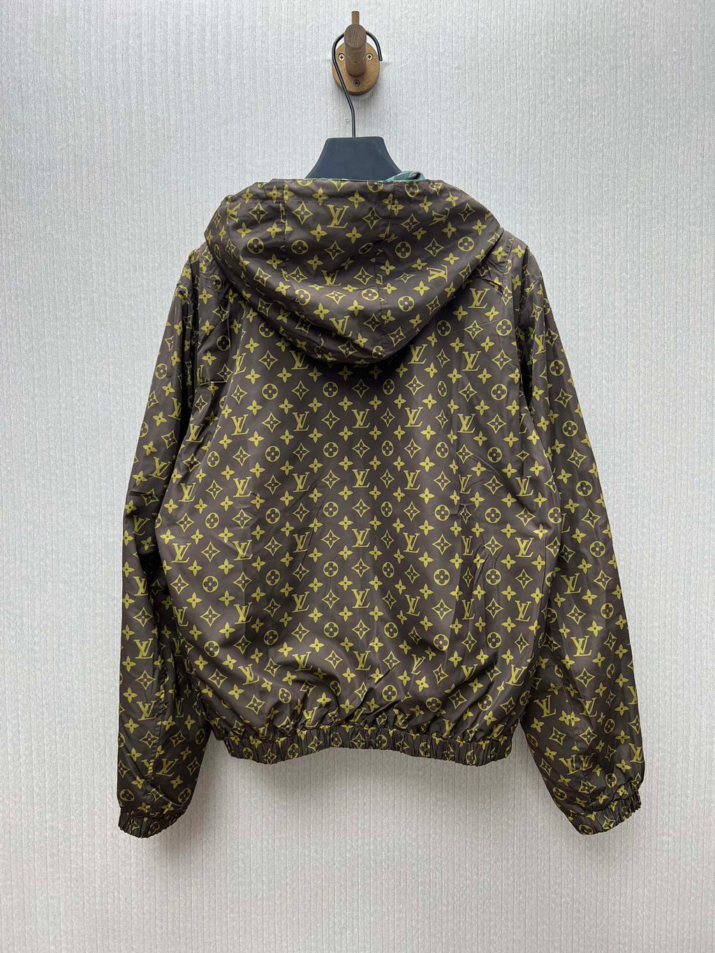 Chaqueta Reversible con Capucha · Colaboración Nigo · Colección 25SS