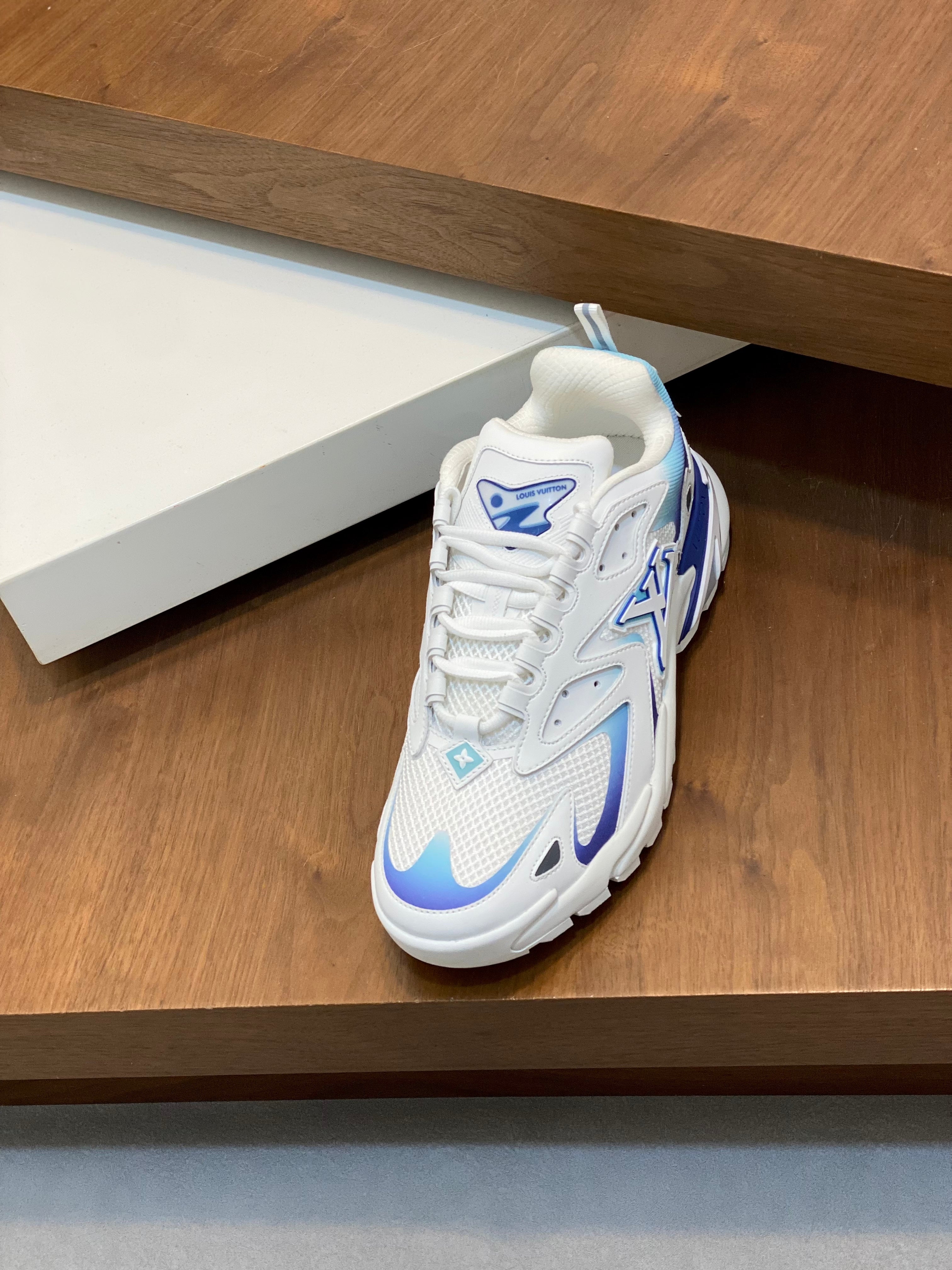 Vanguardia y estilo en cada paso