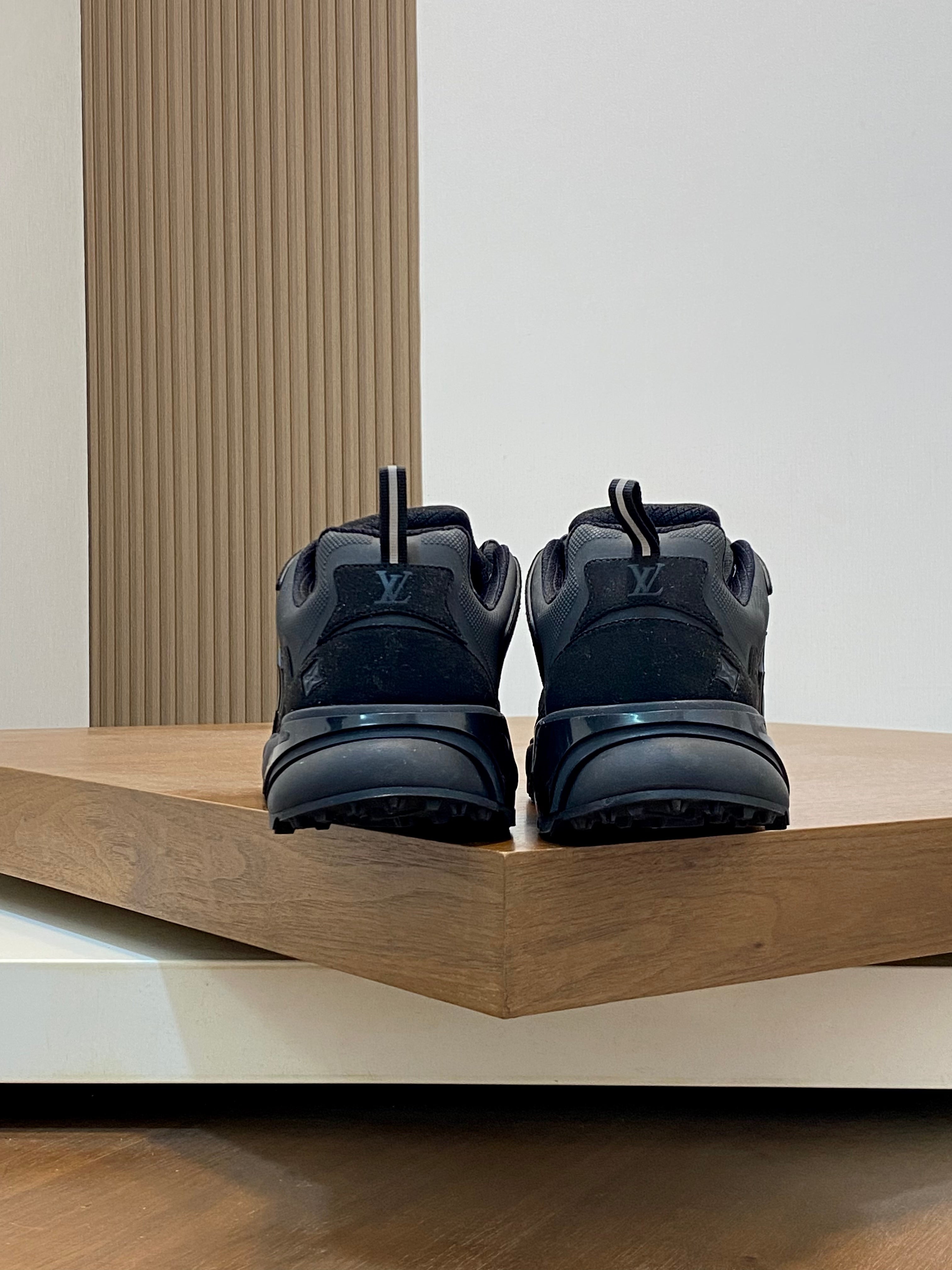 Sneakers Discovery – Edición Exclusiva