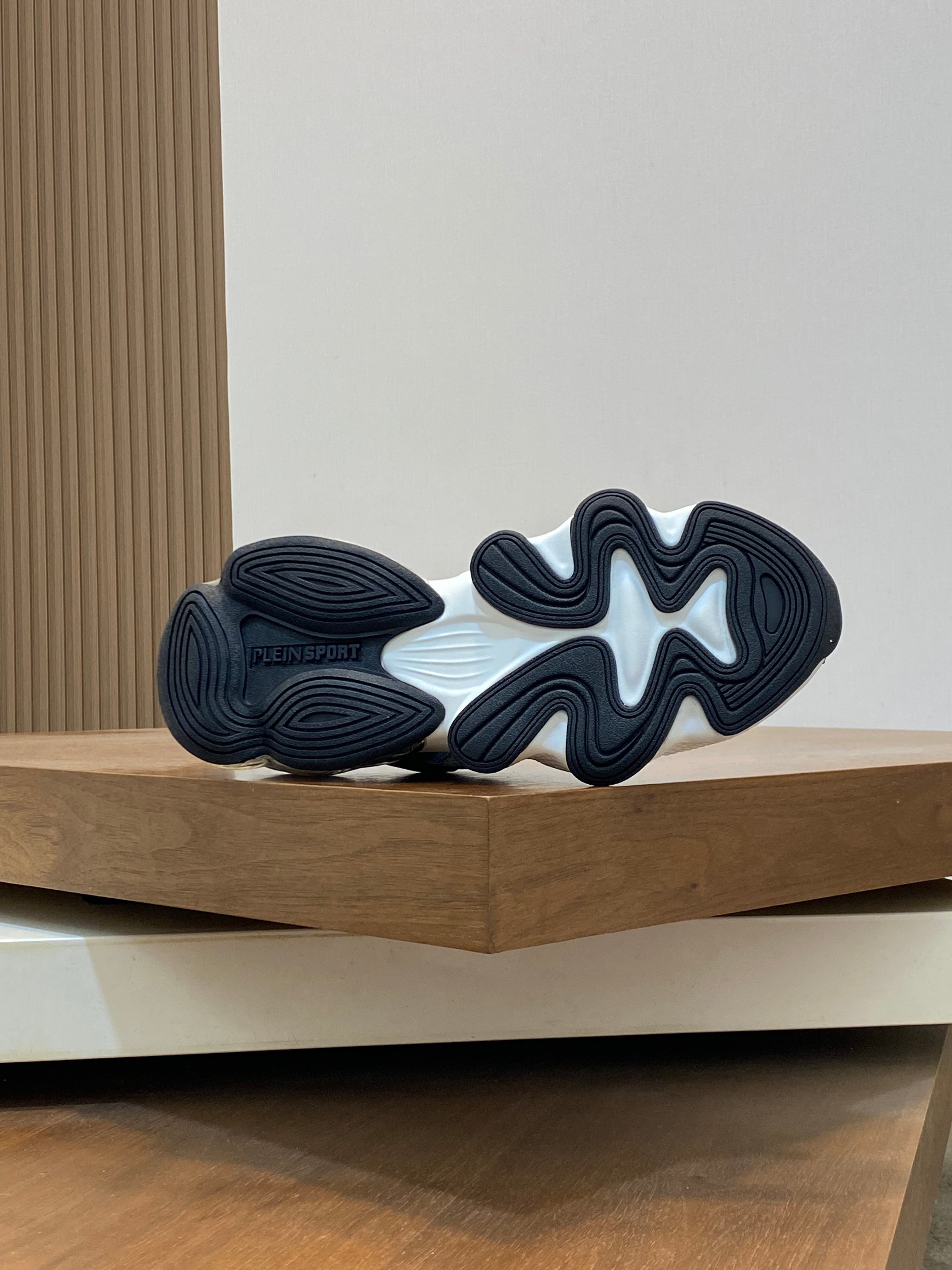 Sneakers Urban Luxe – Selección Exclusiva Casa Francisca