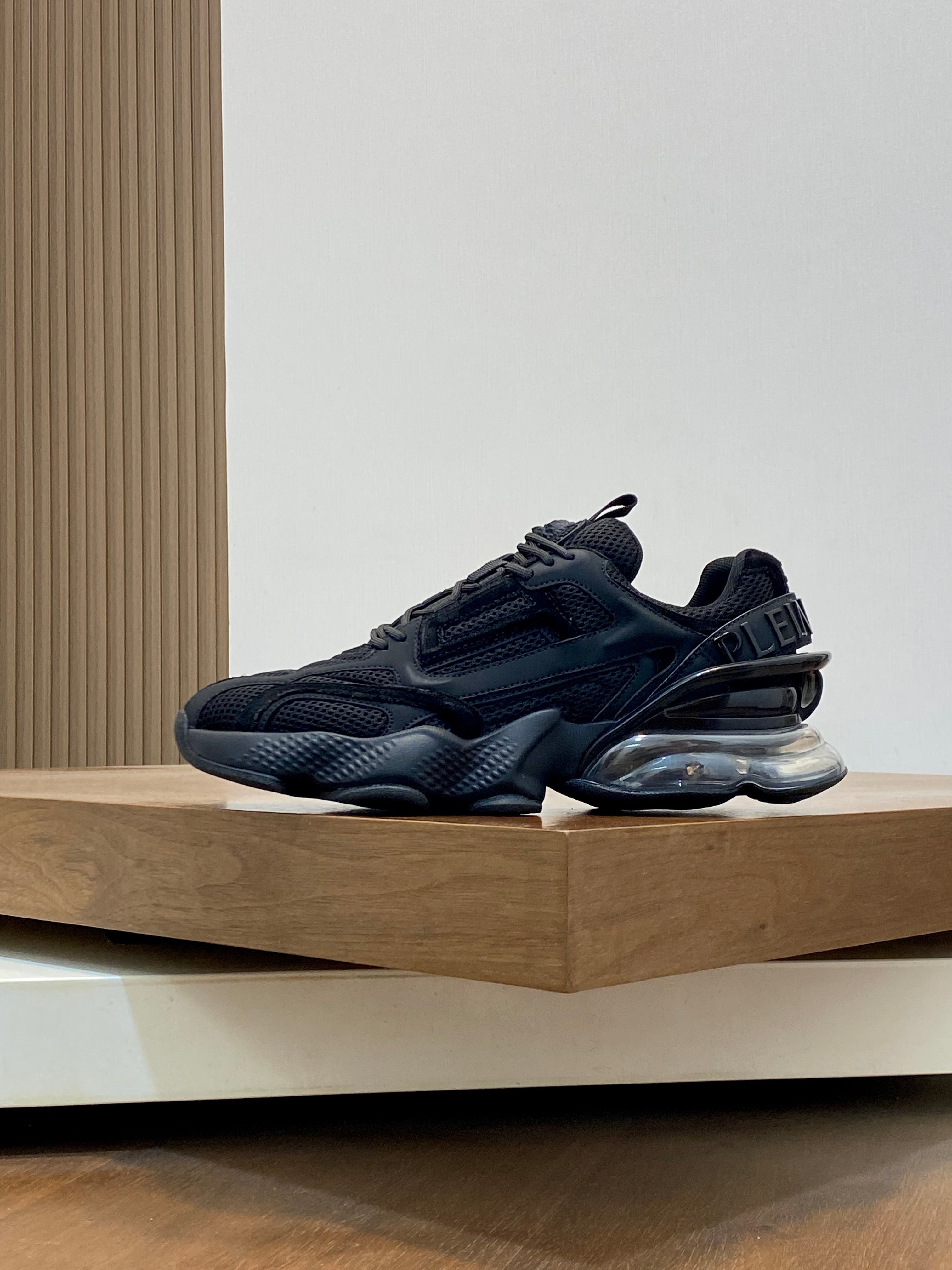 Sneakers Urban Luxe – Selección Exclusiva Casa Francisca