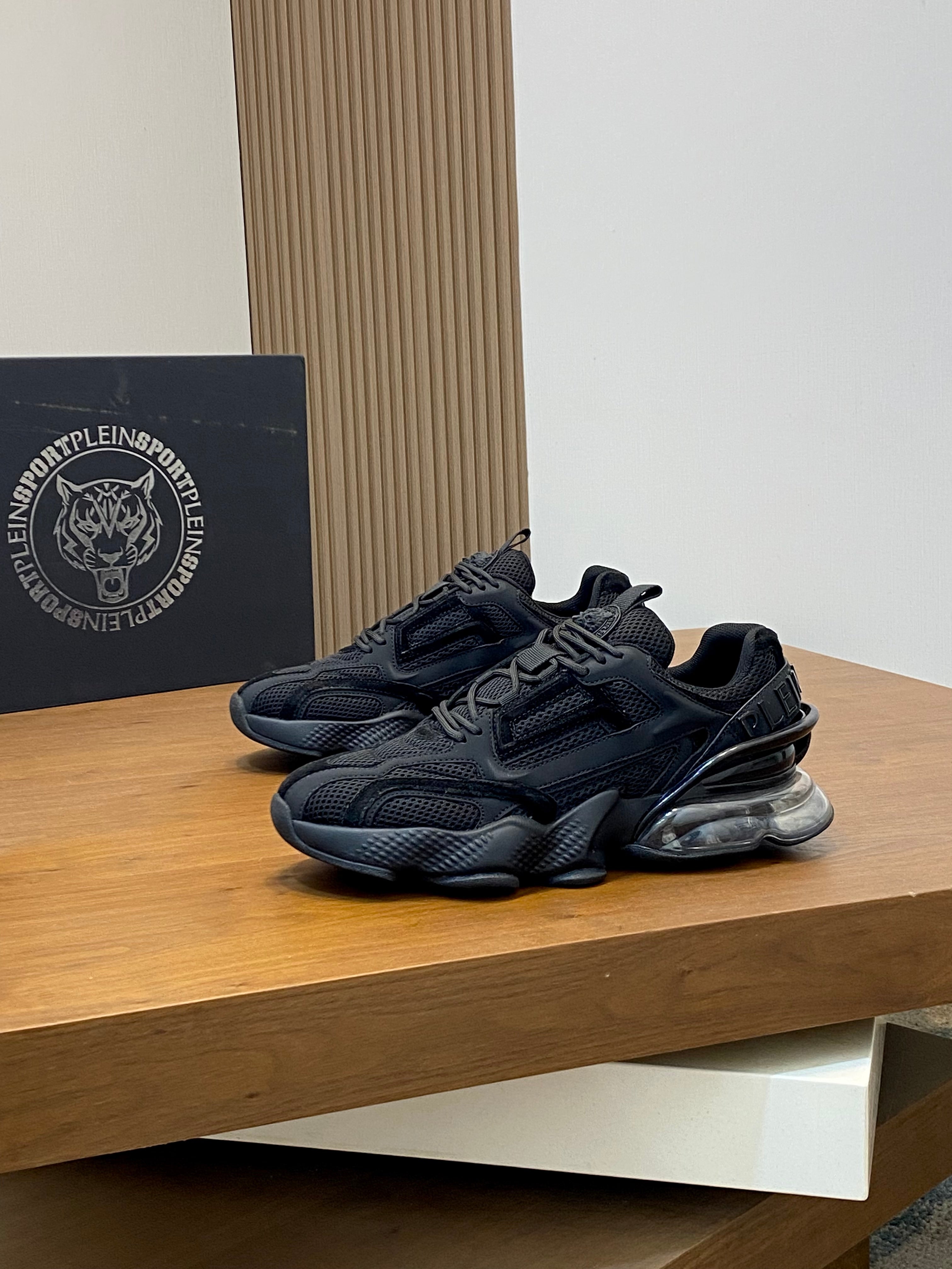 Sneakers Urban Luxe – Selección Exclusiva Casa Francisca