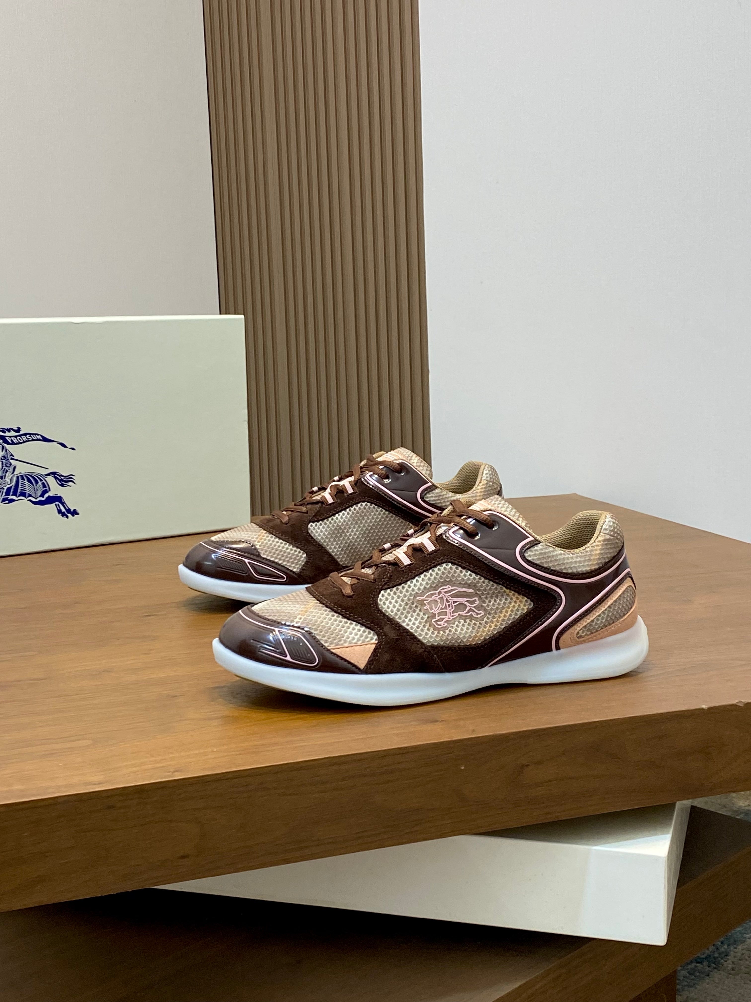 Sneakers Neptune – Selección Exclusiva Casa Francisc