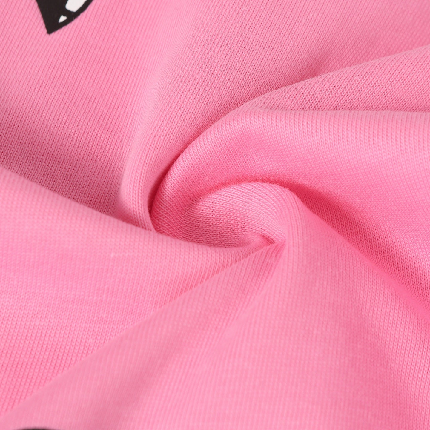 Camiseta Manga Larga Unisex “Come Hearts” Sakura Pink Colección Otoño/Invierno | Streetwear Exclusivo