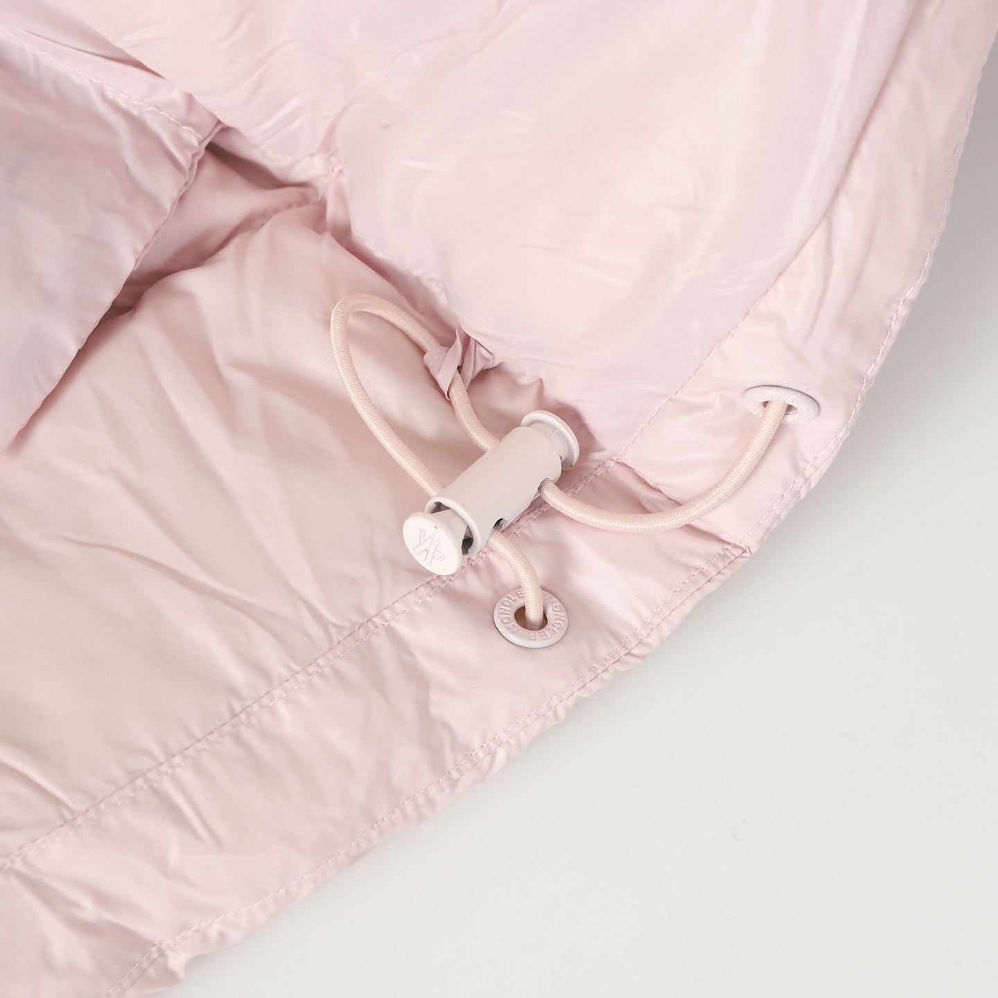 MNCL Petra Plumón Corto