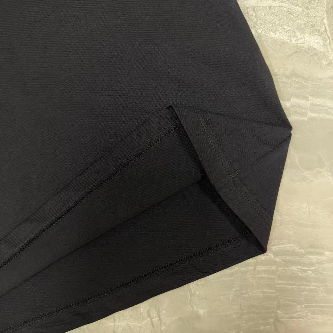 Camiseta Premium Unisex · Edición Exclusiva 2025