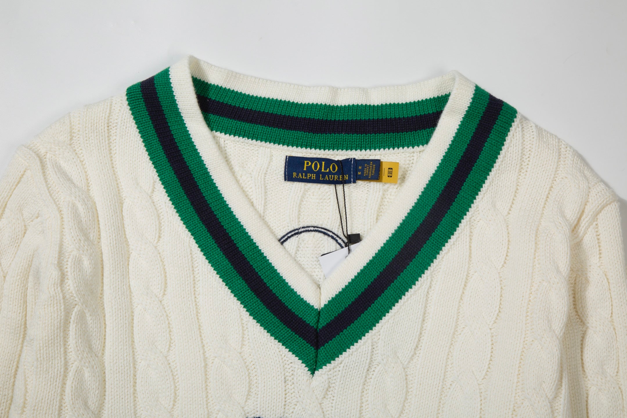 Sweater Premium “Vintage Court”