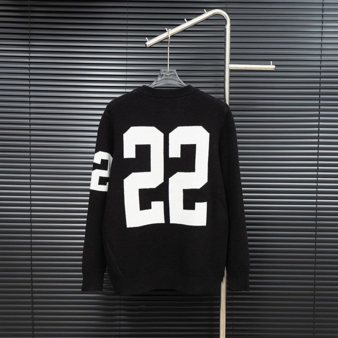 Sweater “3D Letters 22”
