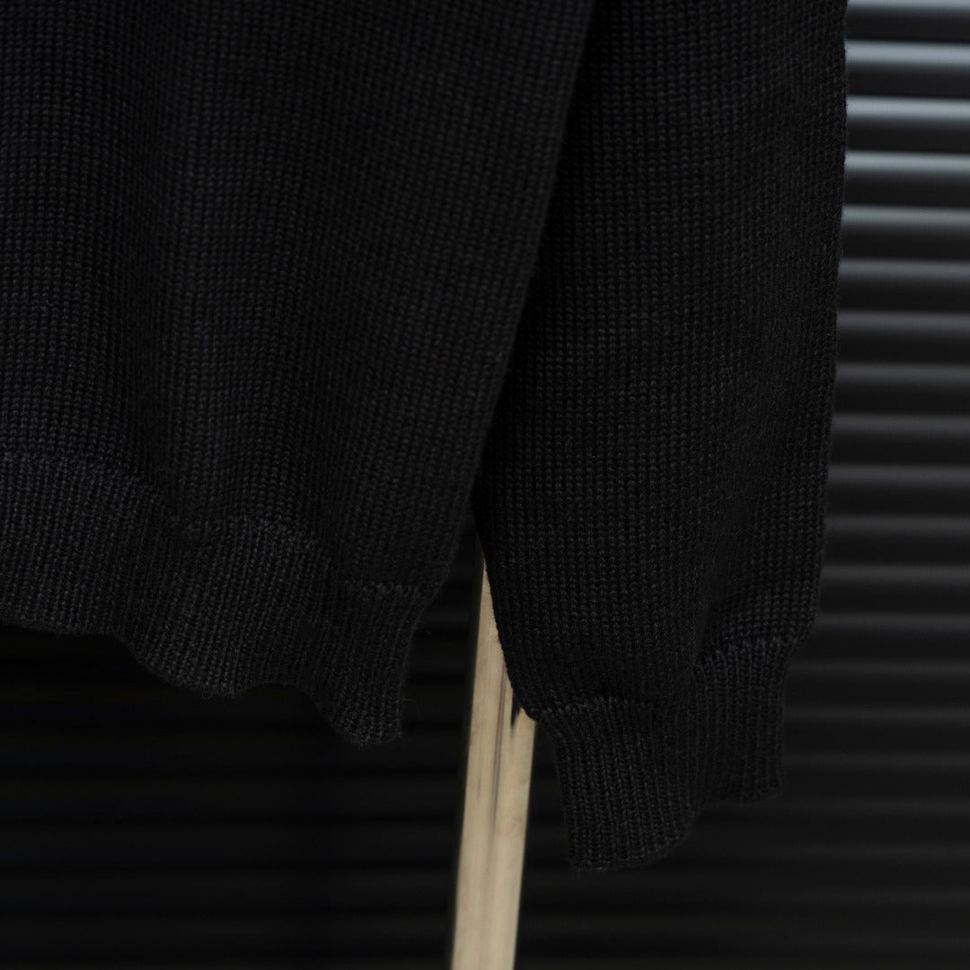 Sweater Premium “High-Density Embroidery”