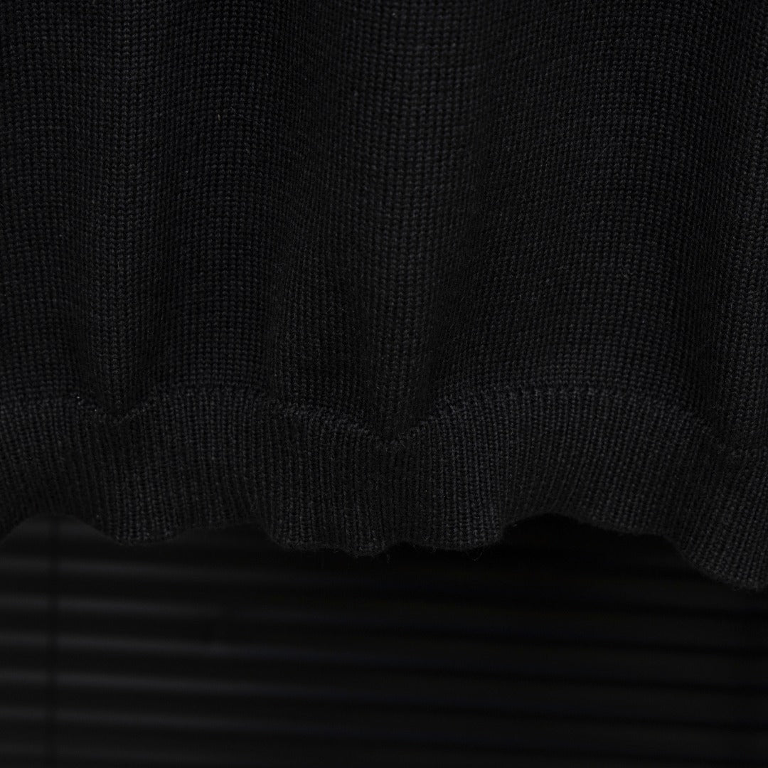 Sweater Premium “High-Density Embroidery”