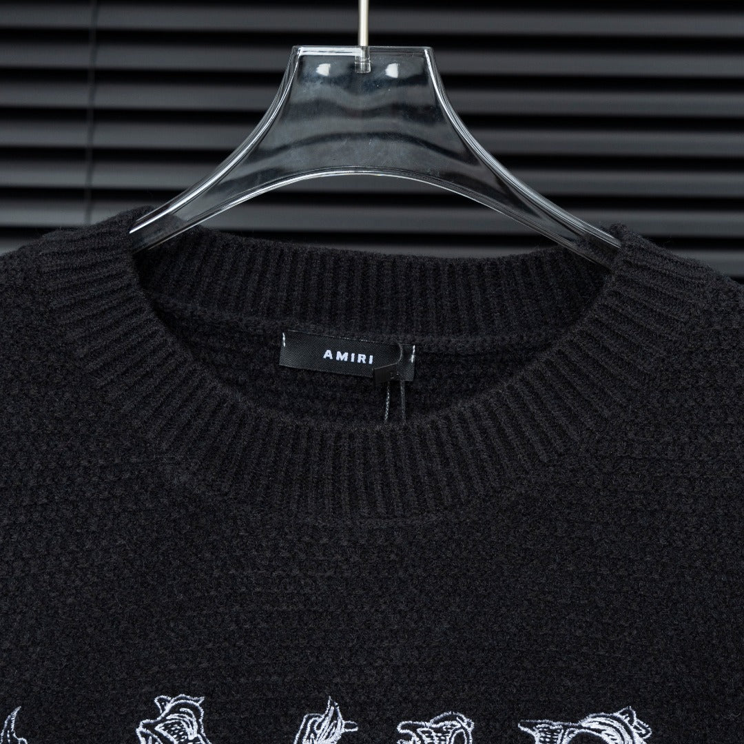 Sweater Premium “Smoke Embroidery Knit”