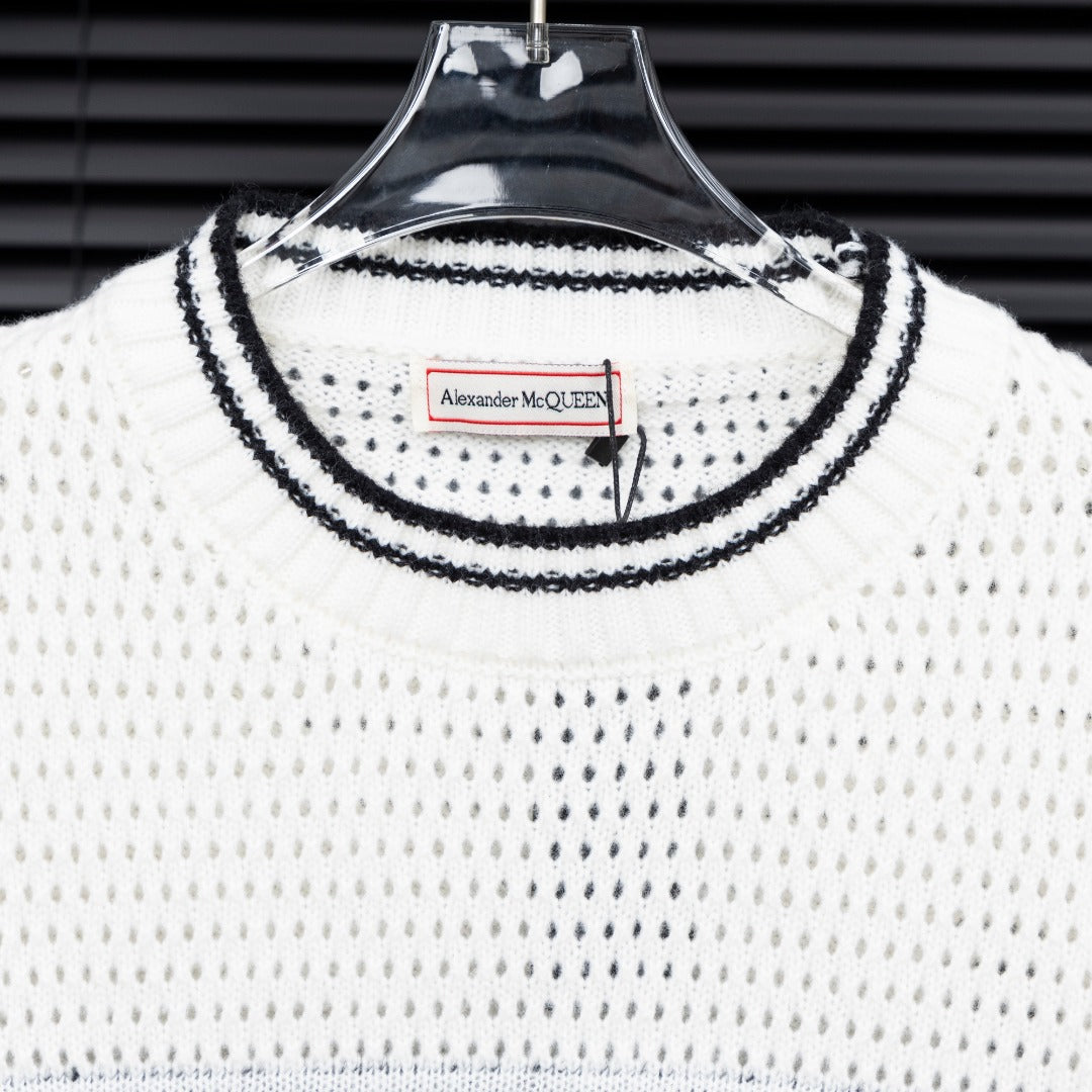 Sweater Premium “Cut-Out Knit”