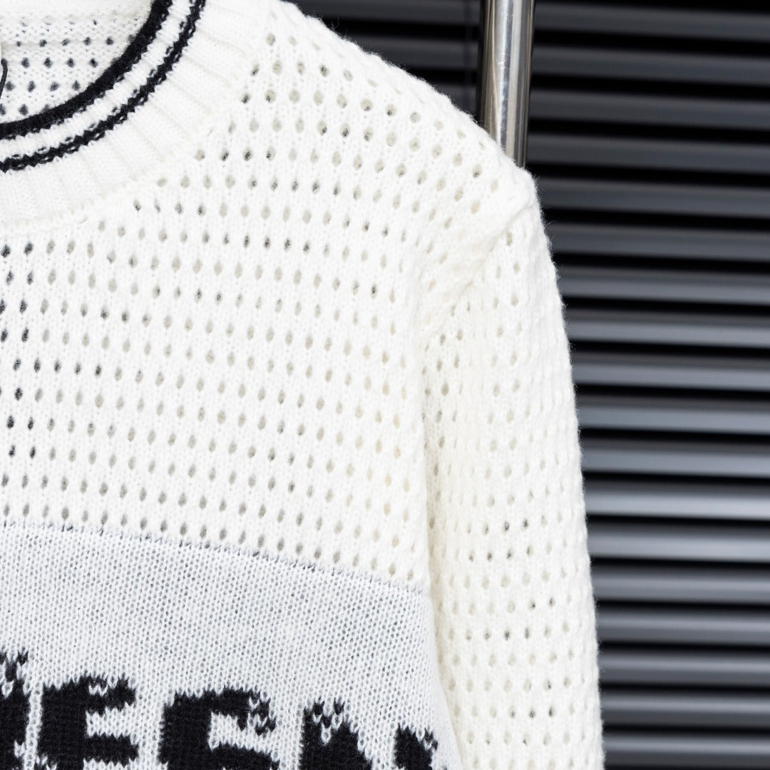 Sweater Premium “Cut-Out Knit”