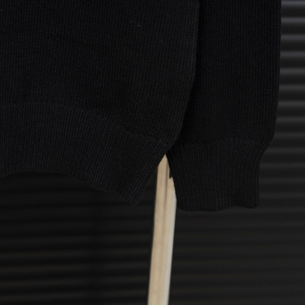 Sweater Premium “Signature Knit”