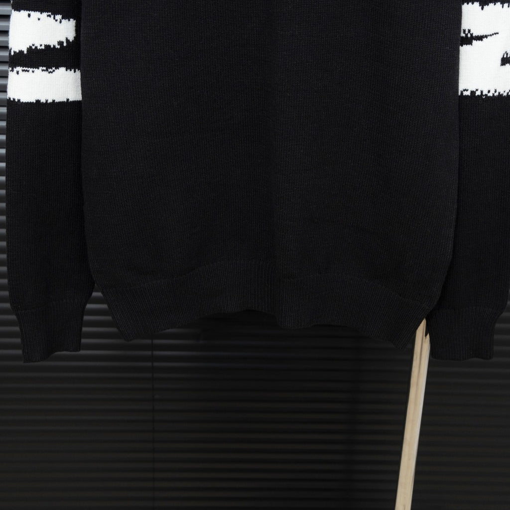 Sweater Premium “Signature Knit”