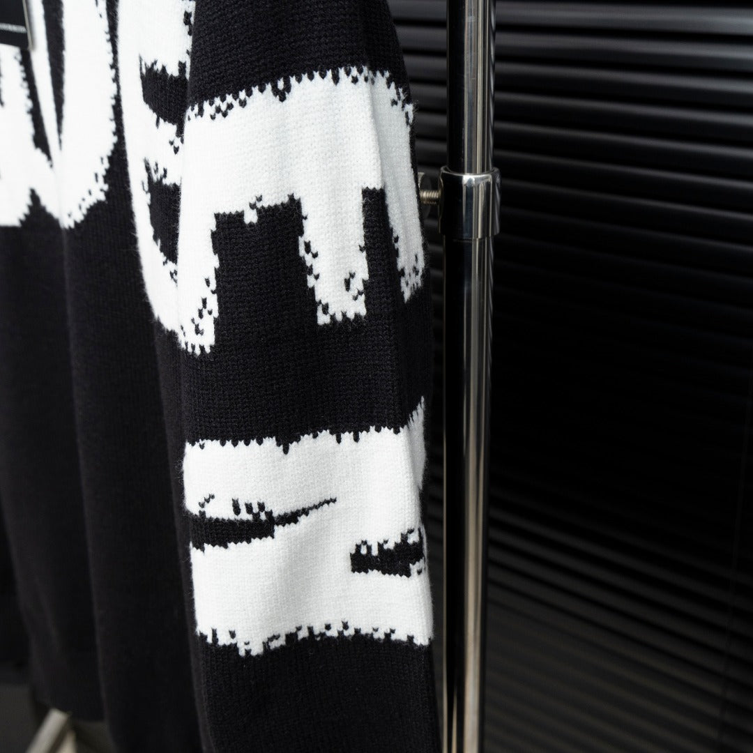 Sweater Premium “Signature Knit”