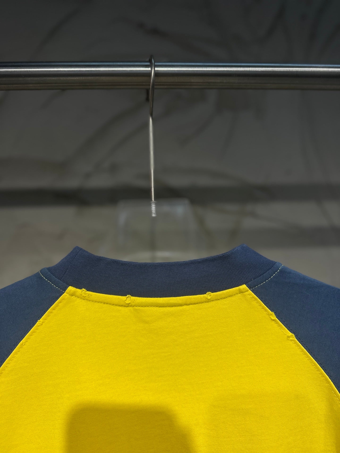 Balenciaga 2025 · Camiseta Graffiti Handcrafted Patchwork Oversize