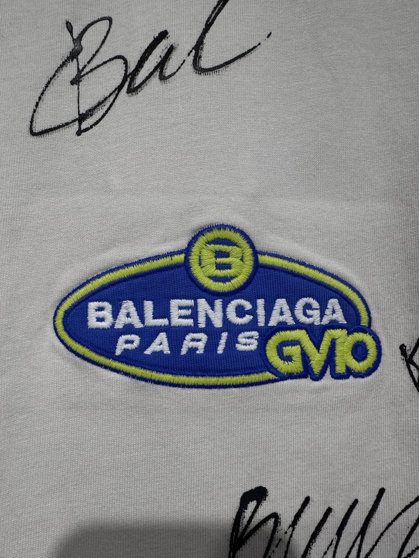 Camiseta Balenciaga 2025 · Graffiti Handcrafted & Patchwork Oversize