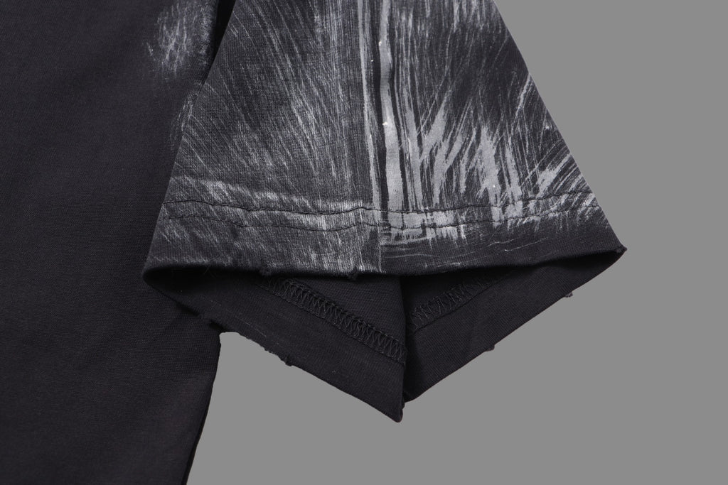 Camiseta Unisex · Edición Premium 2025 con Logo Bordado Estilo Graffiti y Efecto Desgastado