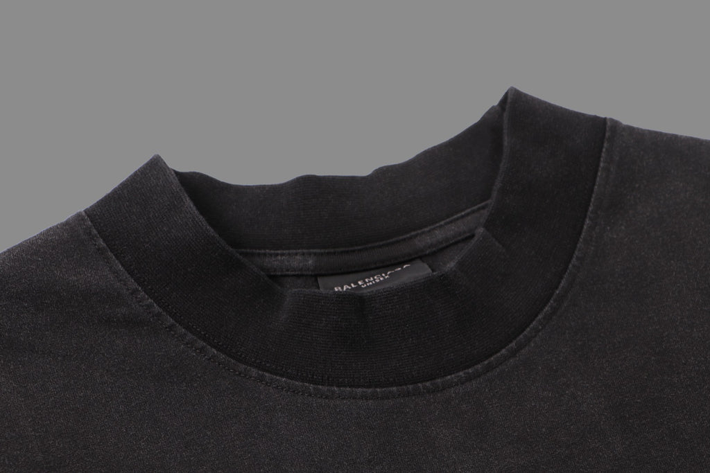 Camiseta Unisex · Edición Premium 2025 con Logo Bordado Frontal y Trasero