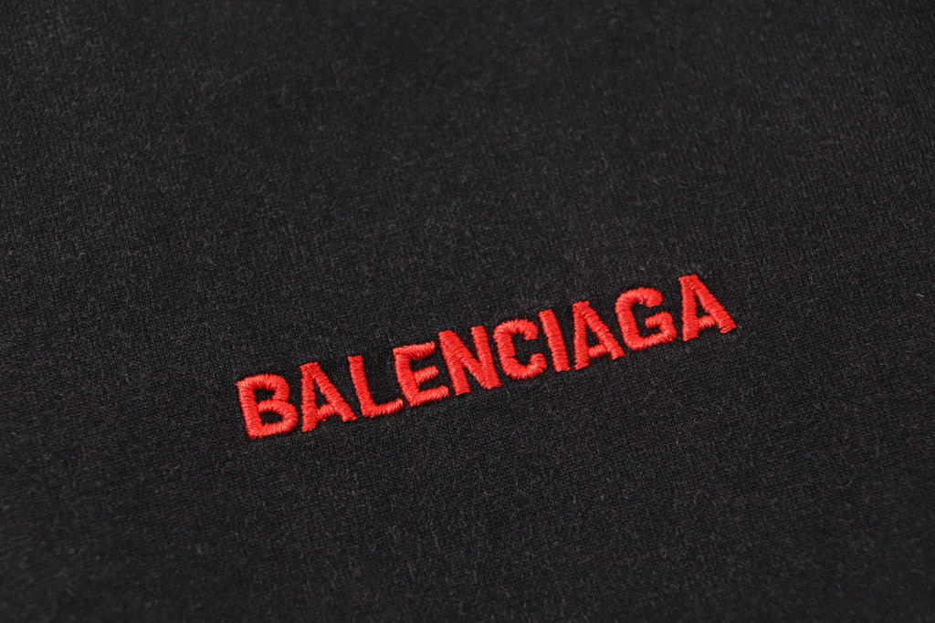 Camiseta Unisex · Edición Premium 2025 con Logo Bordado Frontal y Trasero