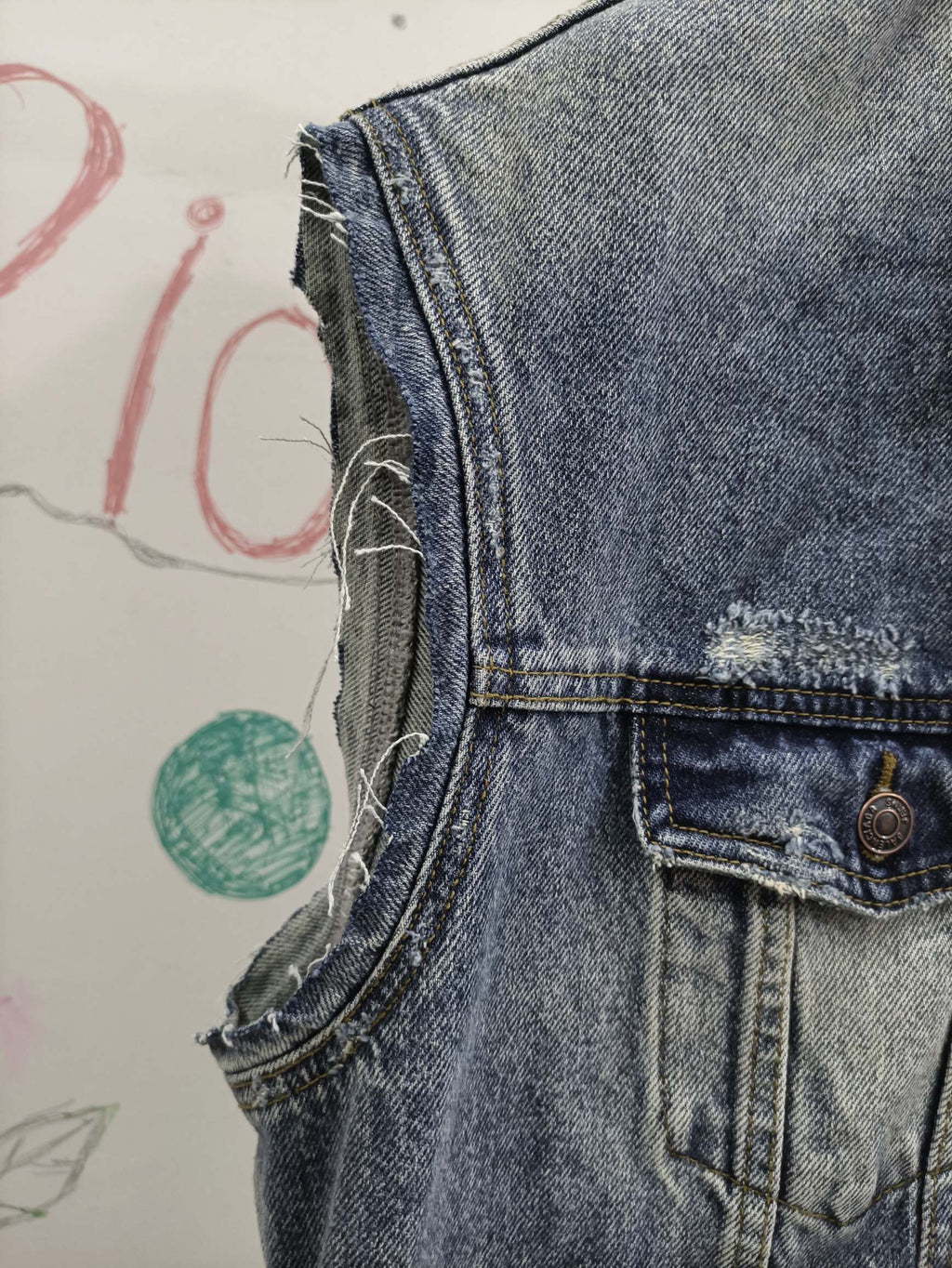 Chaleco Estilo Urbano con Acabado Lavado