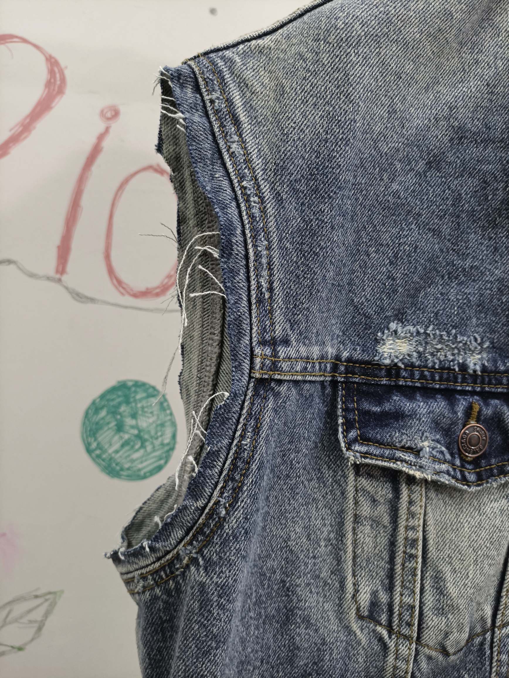 Chaleco Estilo Urbano con Acabado Lavado