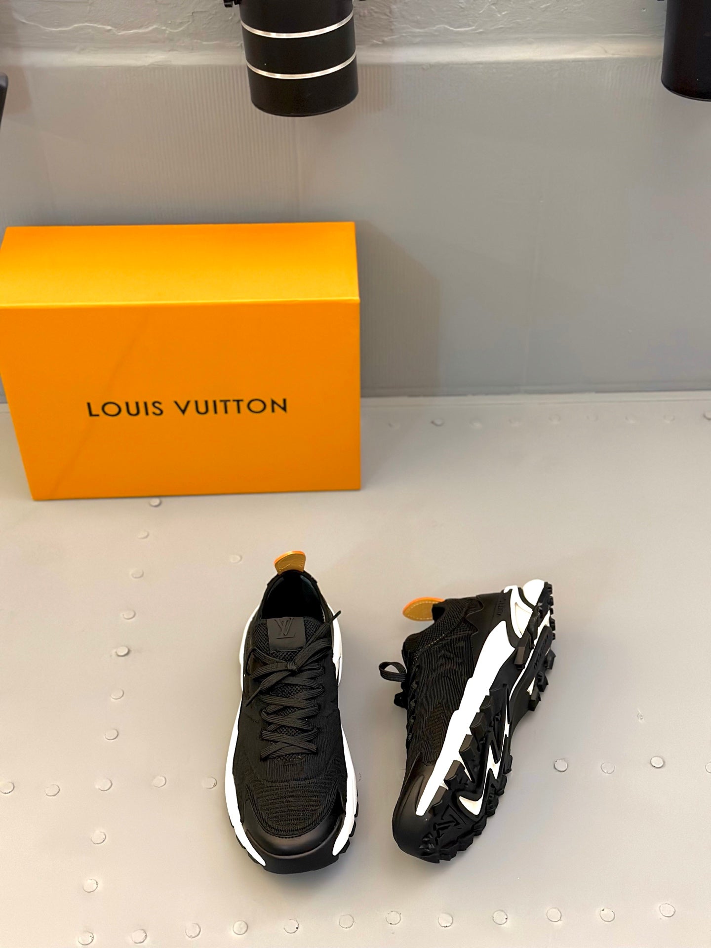 Sneakers de lujo que redefinen el movimiento