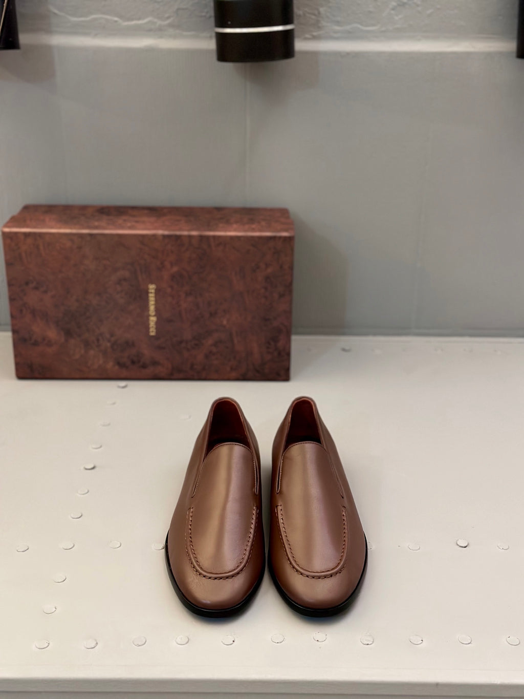 Elegancia que camina contigo