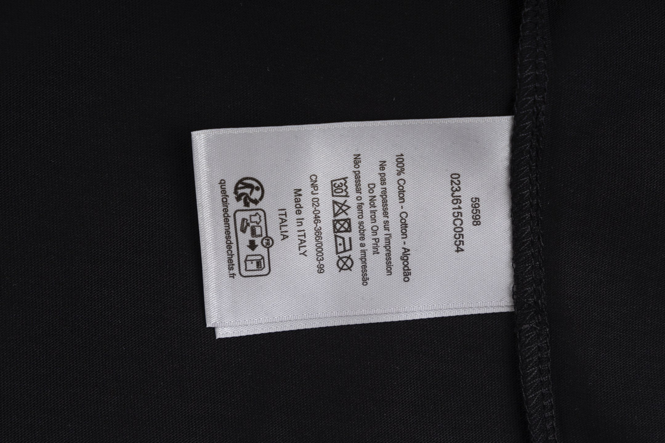 Exclusive Mali – Camiseta Unisex “Etiqueta Minimal” ·