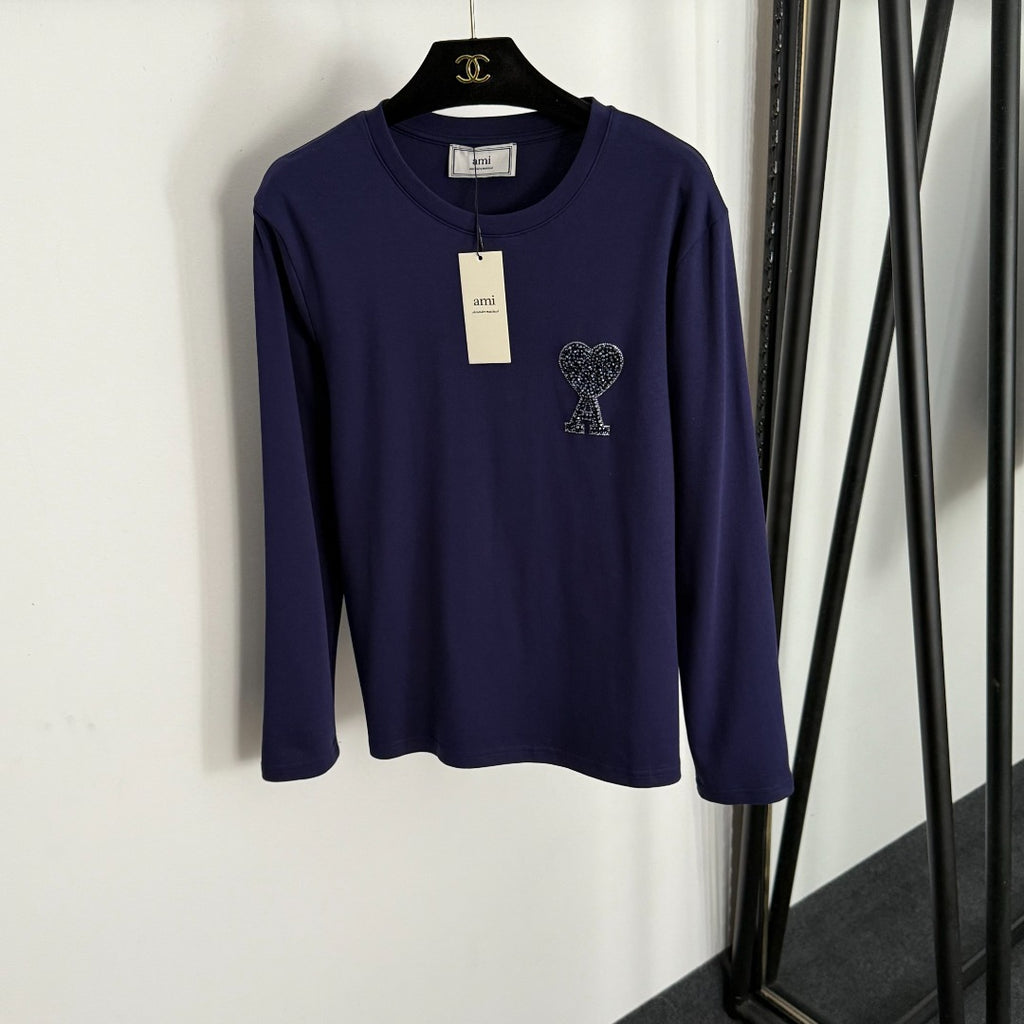 Camiseta de Manga Larga “Detalle Love” ·