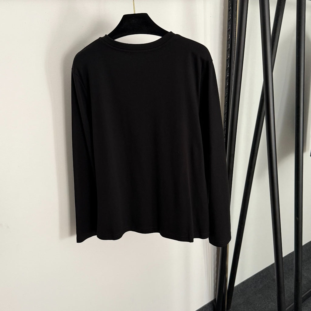 Camiseta de Manga Larga “Detalle Love” ·