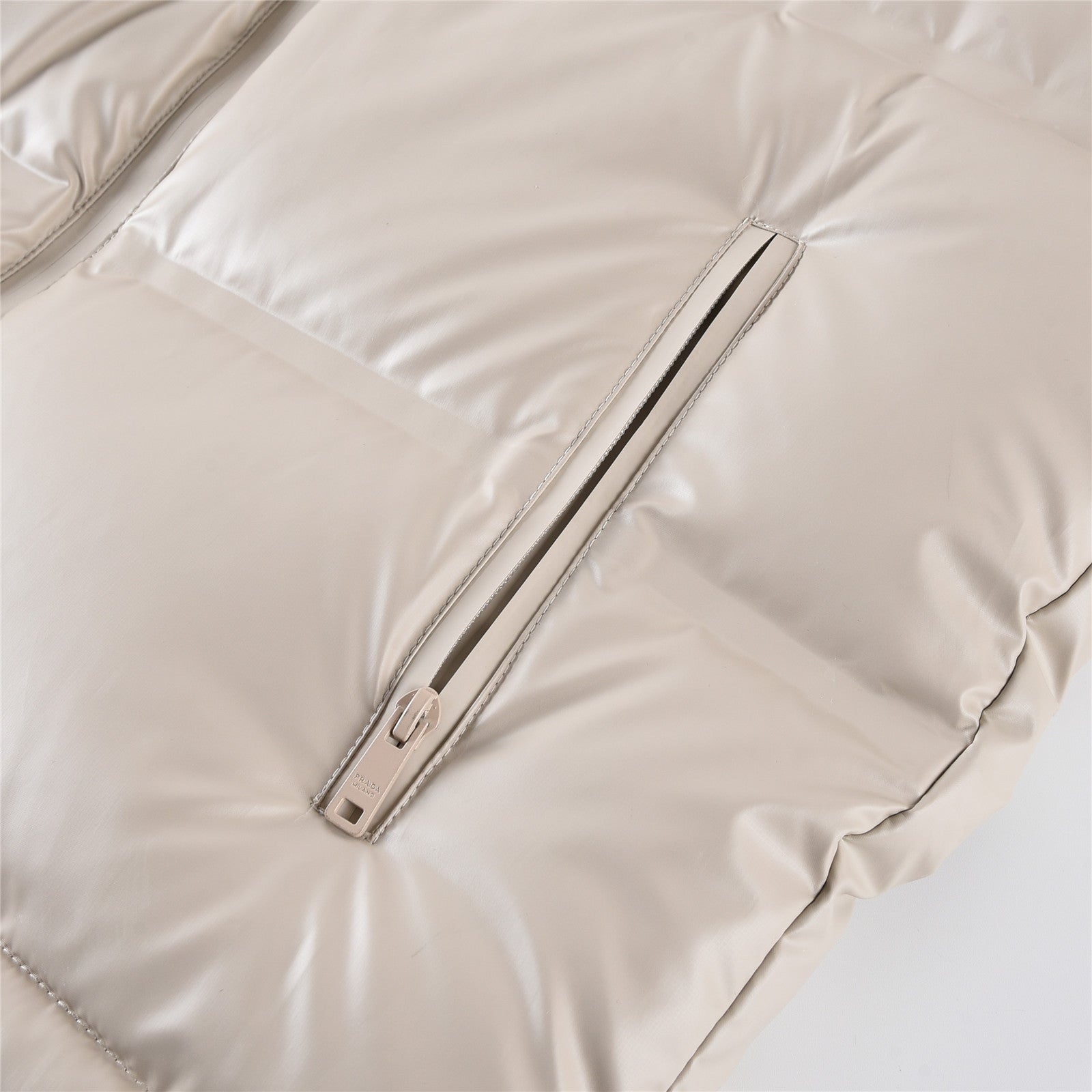 PRD 23FW Puffer Hood ReNylon